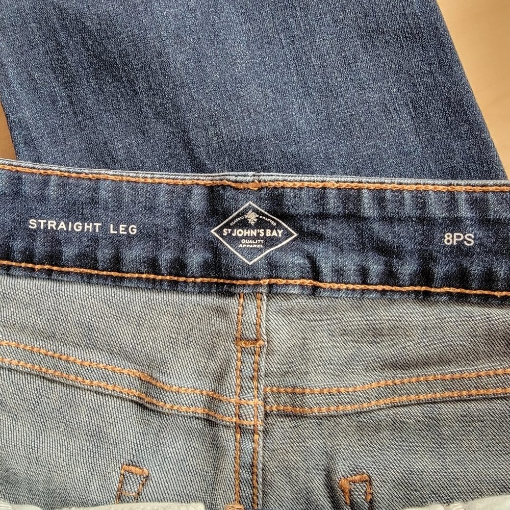St. John's Bay Women's Straight Leg Jeans Size 8 PS - Picture 2 of 3